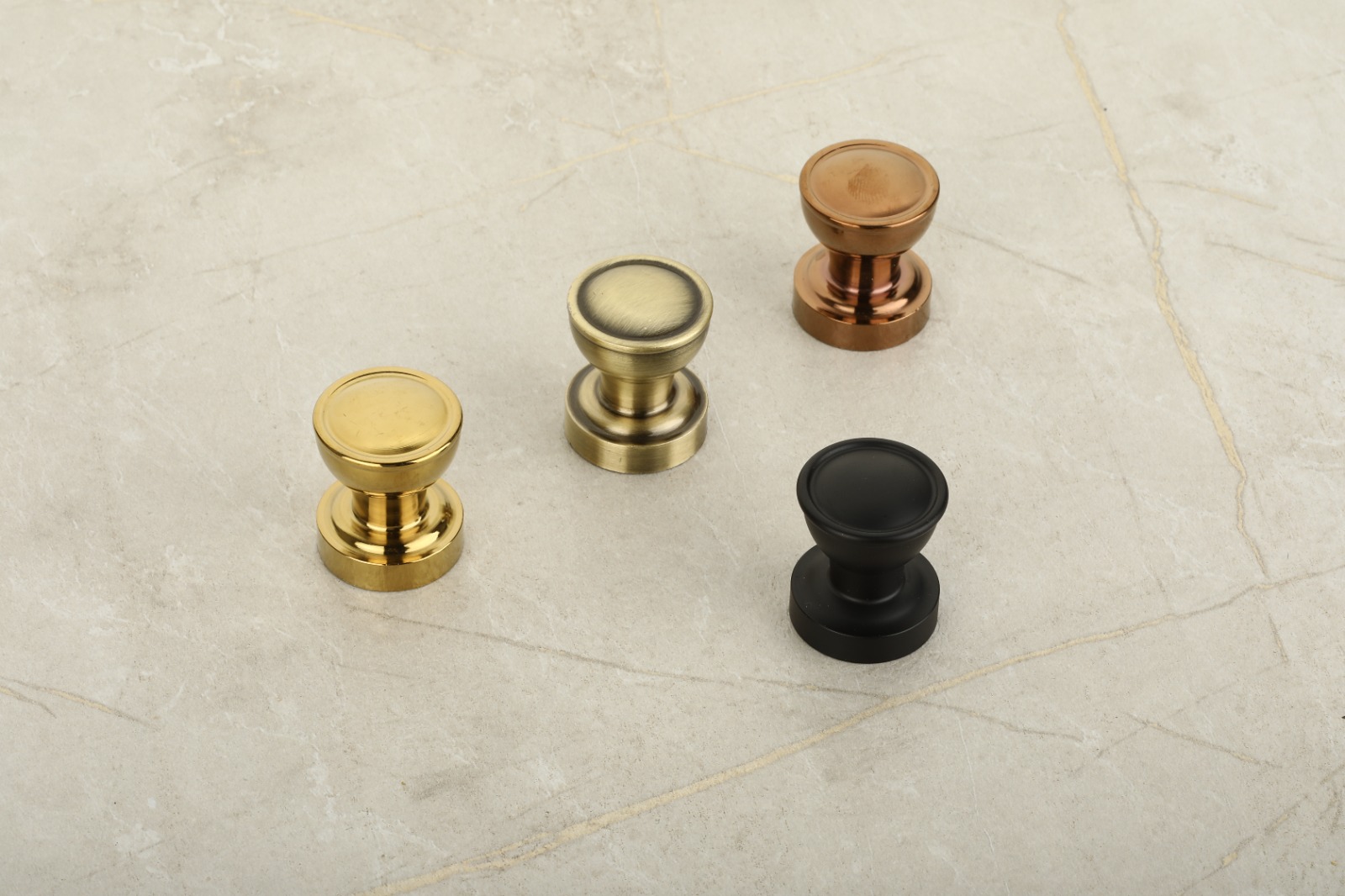 Knob 01